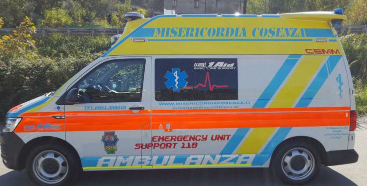 nuova-ambulanza-misericordia-cosenza4