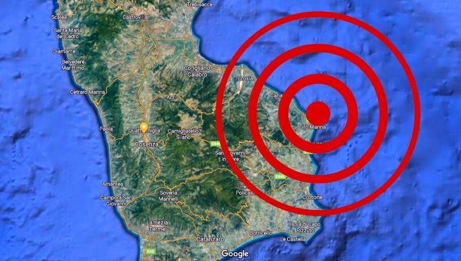 Trema Ancora La Terra Nello Jonio Nuova Scossa Di Magnitudo A Cir