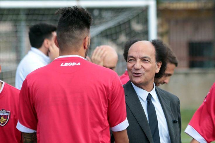 Cosenza si mobilita per la trasferta di Pordenone. Oggi tutti al Marulla a spingere la squadra 57 Alla rifinitura di questa mattina presente anche il presidente Guarascio