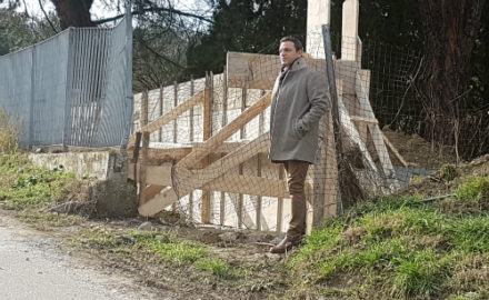 assessore caruso sul cantiere di via dell'accoglienza