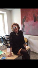 Eva Catizone in maschera negli uffici comunali, si chiedono sanzioni 54 foto 1
