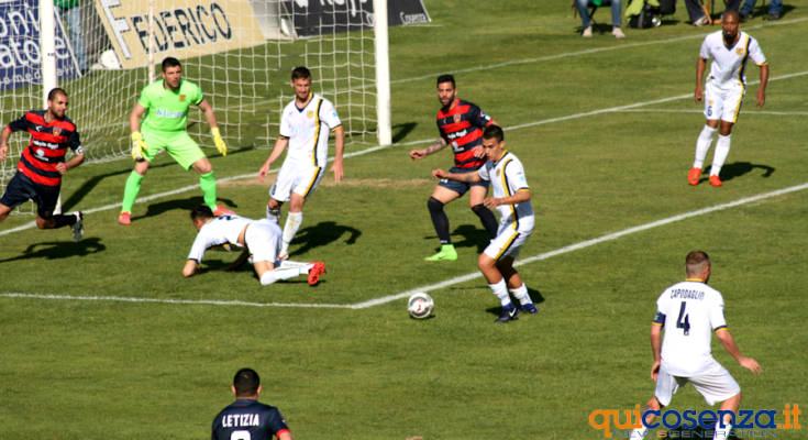 Cosenza Juve Stabia1