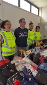 Fiera di San Giuseppe a Cosenza, sequestri anche in chiusura (FOTO) 60 IMG-20170320-WA0006