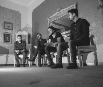 Black Flowers Cafe (2)