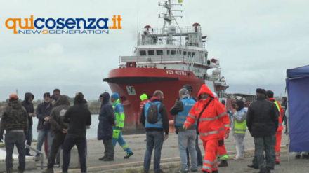 migranti-sbarco-corigliano