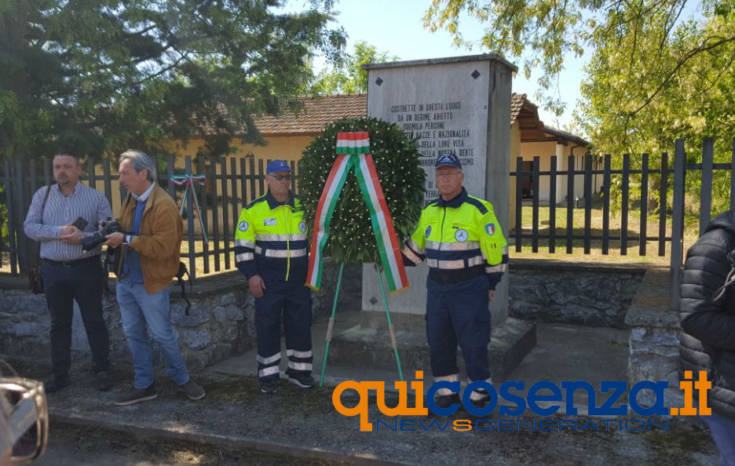 Tarsia 25 aprile 011