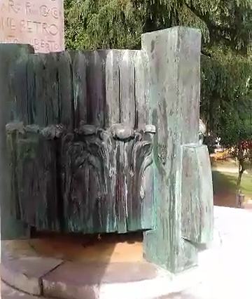 monumento caduti cosenza villa nuova