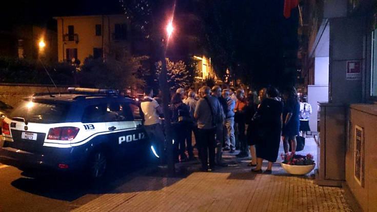 I residenti dicono stop agli intrattenimenti musicali temporanei