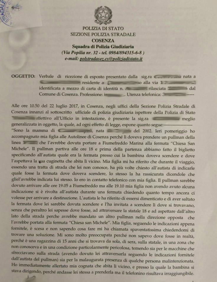 Sale sul pullman ma l'autista dimentica la fermata e la lascia sulla Statale 18. Presentato un esposto 58 esposto 01