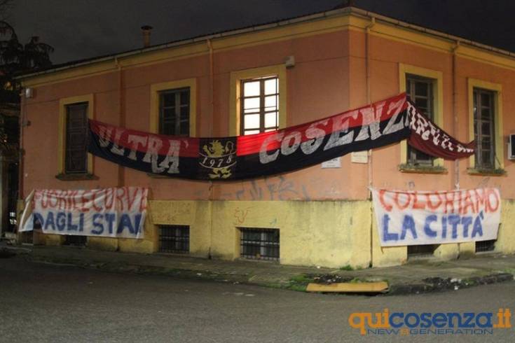 Gli ultras Cosenza ricordano "Ettaruzzo". Domani l'ottavo memorial Ettore Covello 63 ettorecovello501