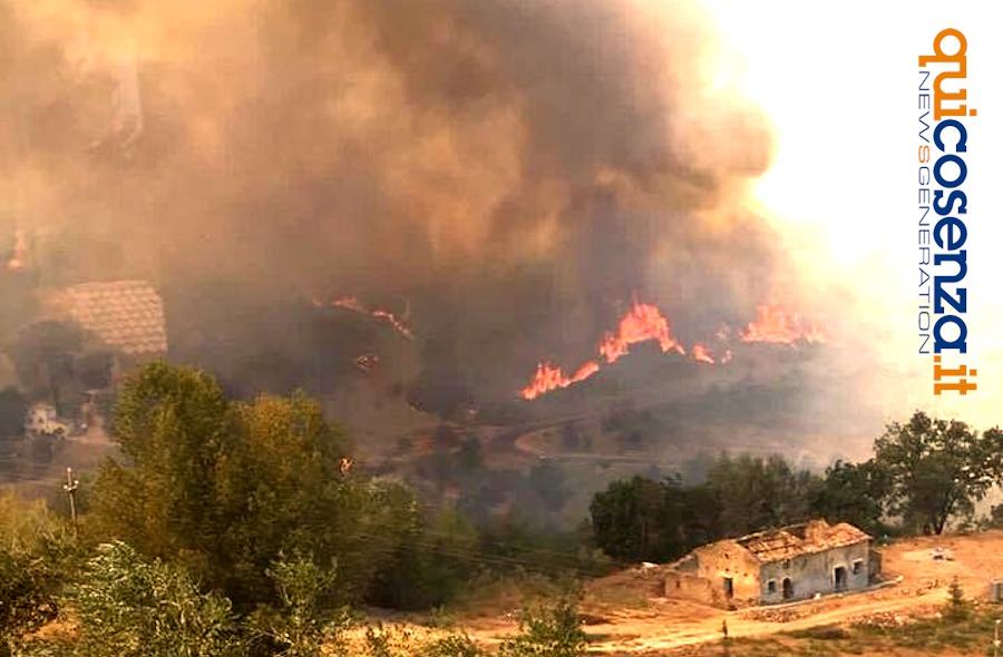 castrolibero-incendio3677