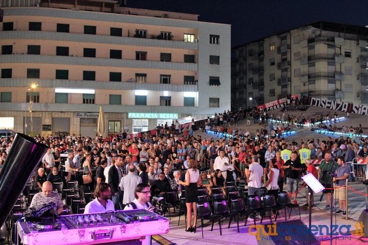 presentazionecosenzacalcios201