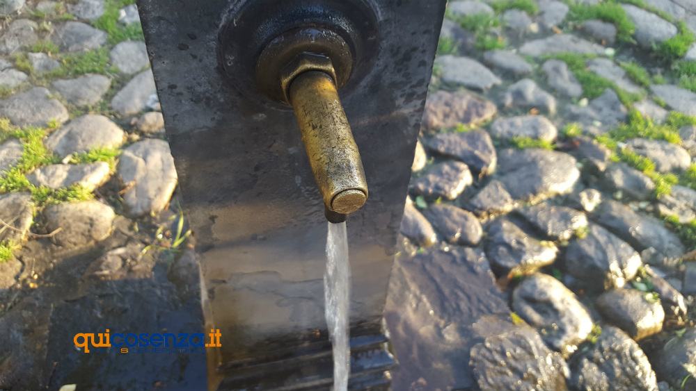 acqua fontane cosenza 03