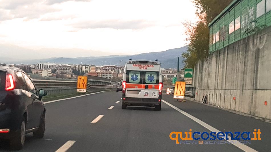 Ambulanza Autostrada A2_02