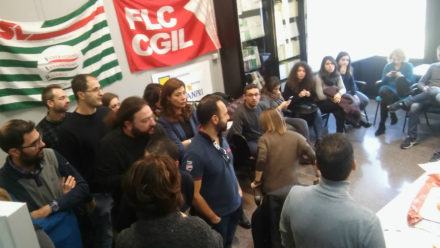 CNR Cosenza, continua la protesta dei precari: "La ricerca è un investimento non una spesa" (AUDIO) 59 Precari_cs1