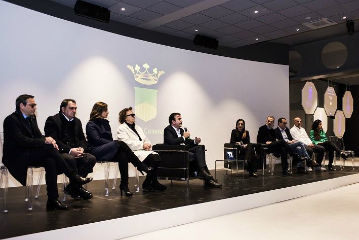 occhiuto conferenza fine anno 3