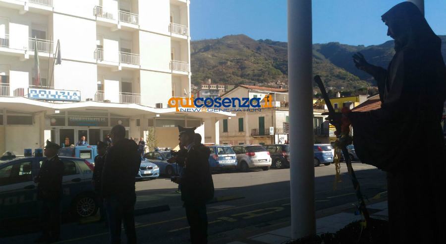 polizia stazione paola