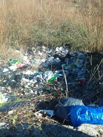 Discarica SP 45 Cerisano Fiumefreddo 03