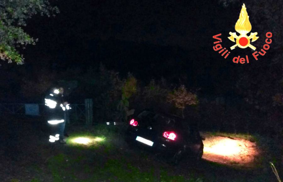 auto impantanata gizzeria vigili fuoco