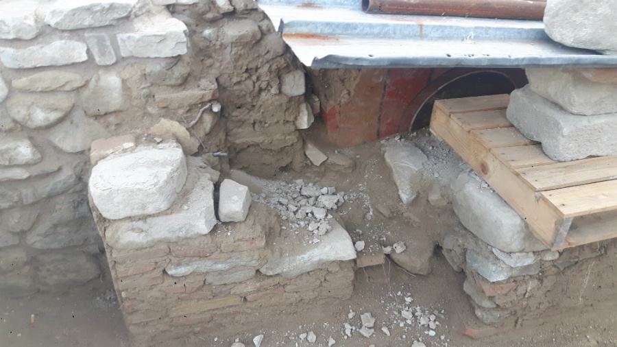 Cantiere in area archeologica: operai senza bagni e protezioni e alcuni "in nero" 57 cantiere archeologico oriolo 02