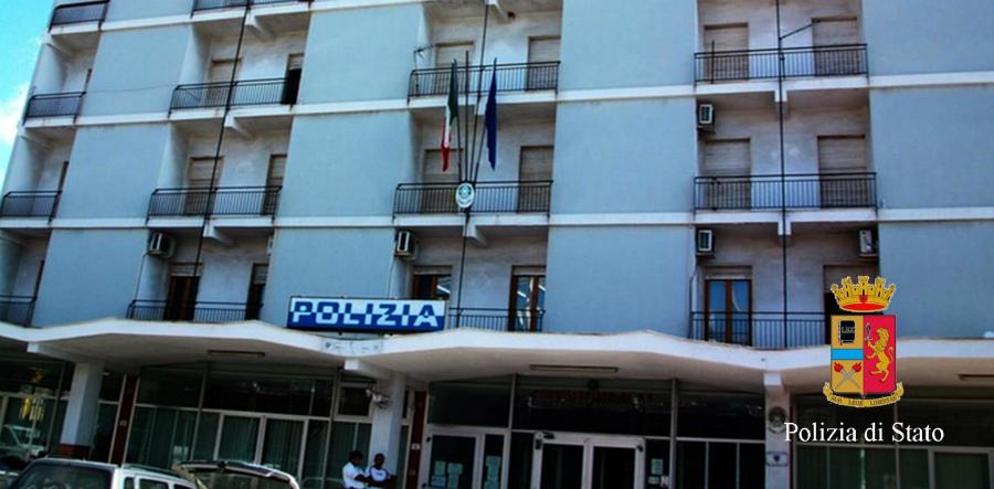 commissariato polizia Paola