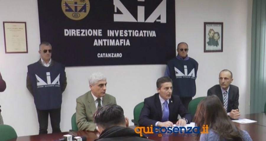 conferenza stampa DIA Catanzaro 01
