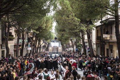 sfilata 2 16998855_1135180789927582_2086899715225317928_n