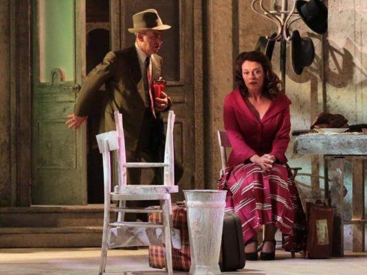 'Questi Fantasmi' al Tau dell'Unical, in scena stasera e domani 54 9ca5656c-948d-11e6-97ea-135c48b91681