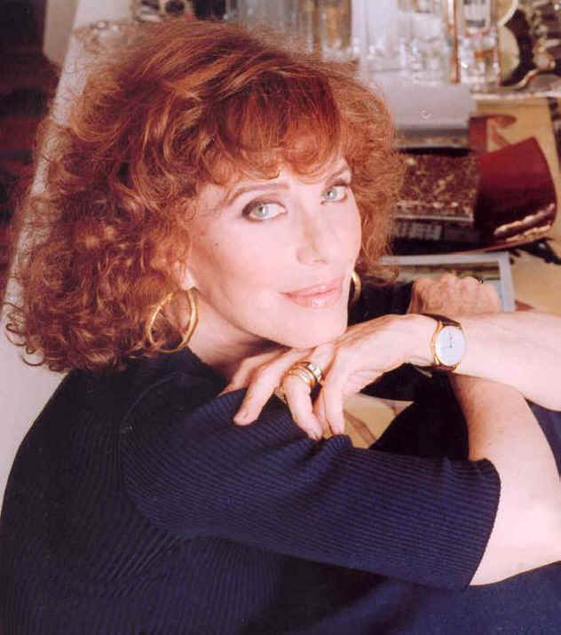 Al Sybaris, stasera Simona Marchini in “Croce e delizia, signora mia…” 54 Simona_Marchini1