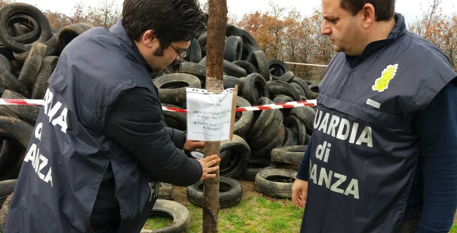 discarica pneumatici 02