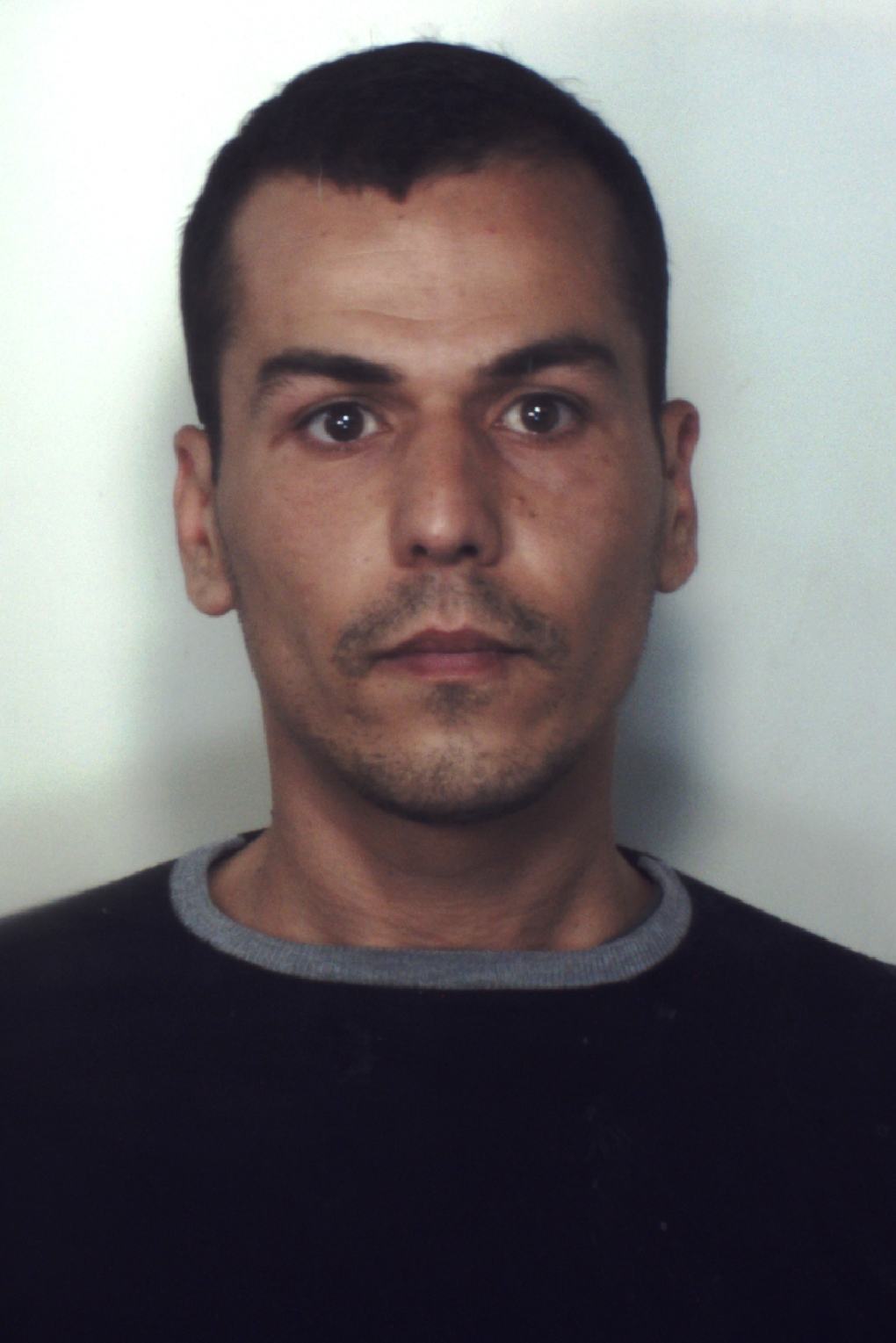 Gestivano una piazza di spaccio di marijuana e cocaina, quattro arresti (FOTO) 54 PANGALLO 1987