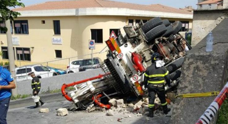 Che cosa è accaduto a belvedere marittimo cosenza oggi