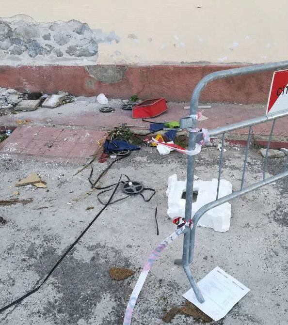 "Insieme per Cantinella": “Materiale scolastico e rifiuti, al Comune lavorano così?" 60 cantinella comitato 02