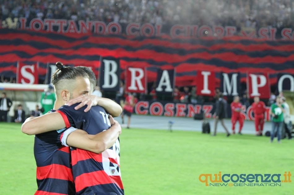 Forza Cosenza, al tuo fianco 20.000 cuori. Tutti uniti per inseguire un sogno 54 cosenzasamb301