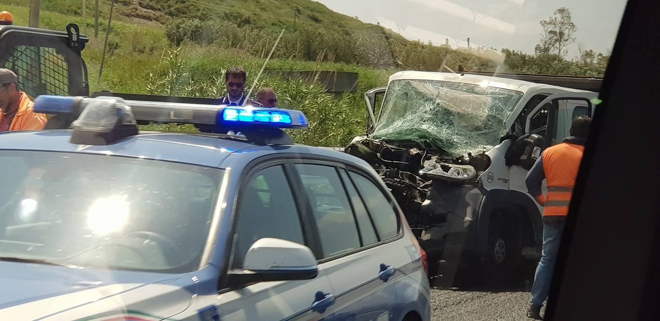 fb18fb5b-9783-4411-a7fc-ba7a6a450c21