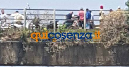 Amantea, scontro tra moto e auto: due morti. Il centauro precipita dal paramassi (Foto e video) 60 una