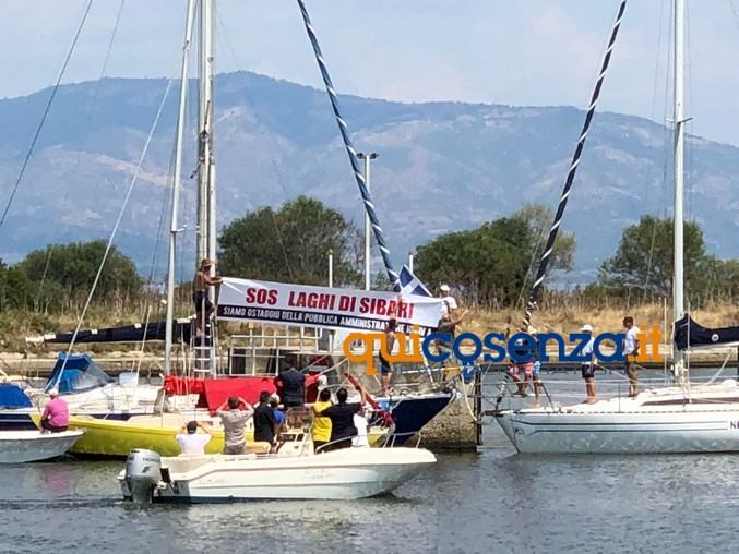 Massiccia protesta ai Laghi di Sibari: "ostaggio della pubblica amministrazione" 66 1laghisibari