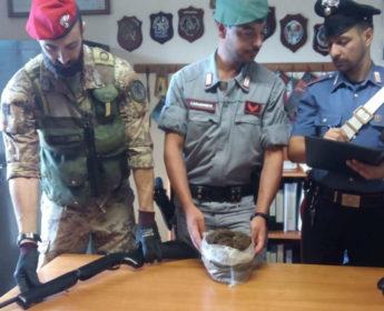 Arma e sostanza stupefacente