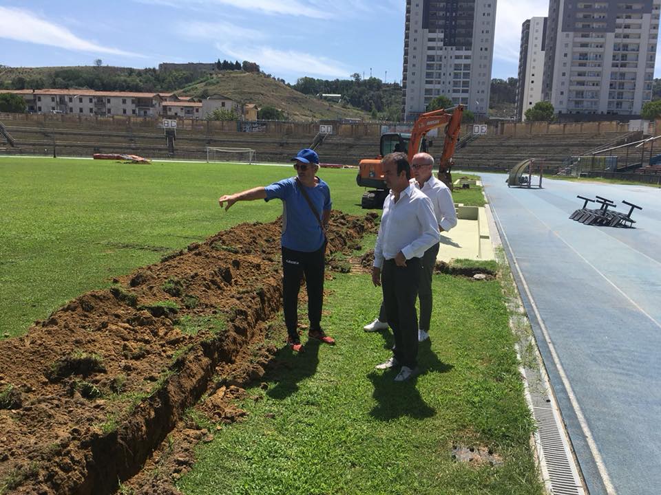Lavori in corso al Marulla, Occhiuto: "dovrà essere pronto per la prima partita" (FOTO) 60 marulla lavori stadio 01