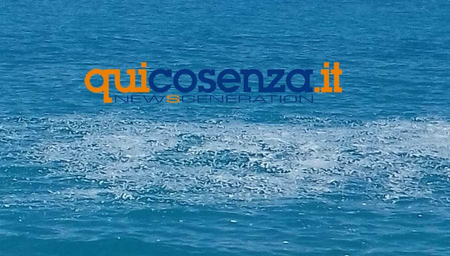 mare sporco Amantea