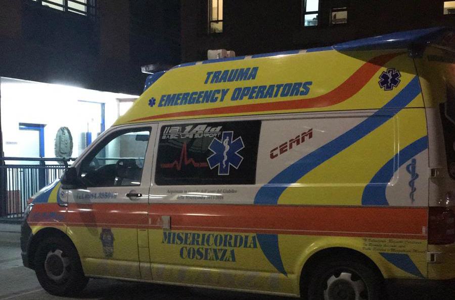 ambulanza misericordia ospedale cs
