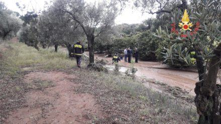 Maltempo, ritrovati i corpi di madre e figlio dispersi nel lametino (Foto) 71 luogo corpi1