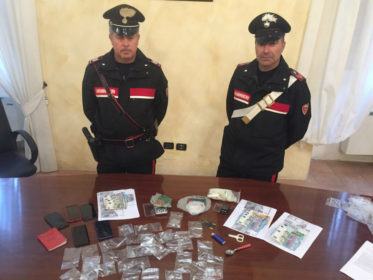 Eroina e cocaina, spaccio in casa: in manette cinque persone 54 2d594b6d a3c0 43ac 934f fb2aed725bdb
