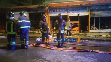 IncendioCosenza14