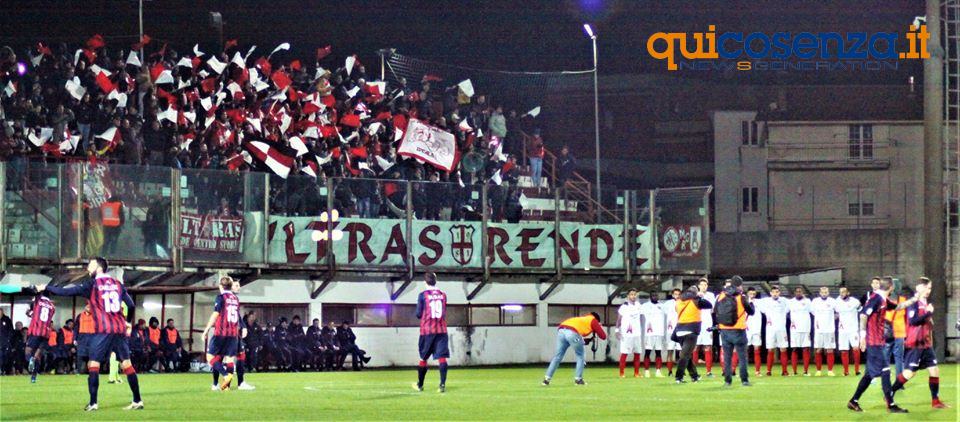 La sesta meraviglia del Rende. I biancorossi battono anche la Vibonese e restano in testa 56 rendeviboneseHome2