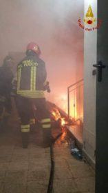 Incendio in uno scantinato, panico tra i residenti 60 023a2763 b275 46f9 8e7c b9e4c5d3d260