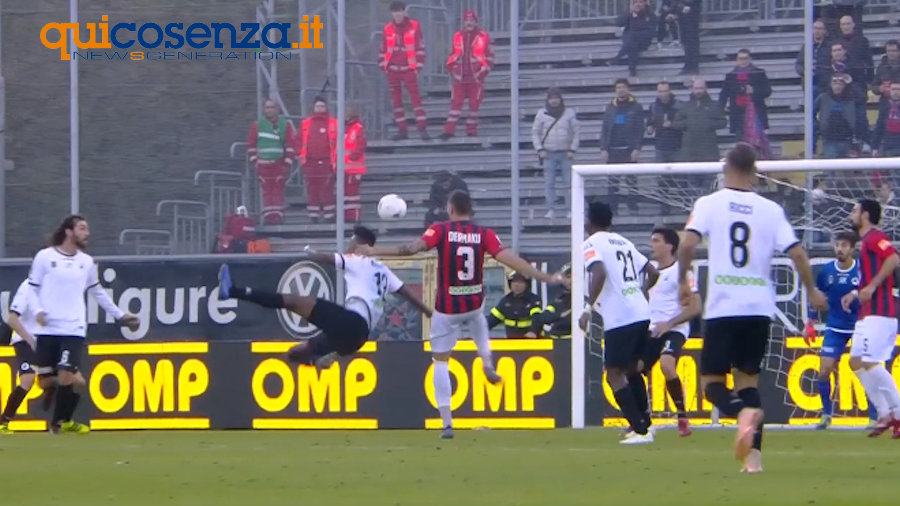 Braglia senza giri di parole "Siamo stati superficiali. Goal da polli e brutta figuraccia" 54 Spezia Cosenza 6