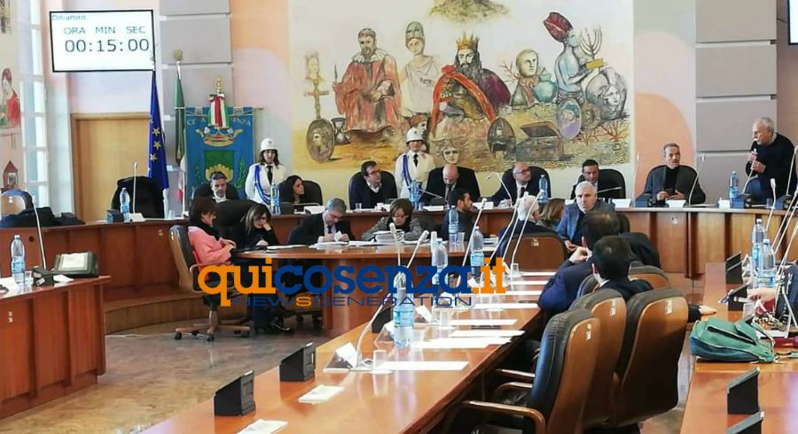 consiglio comunale cosenza METRO 03