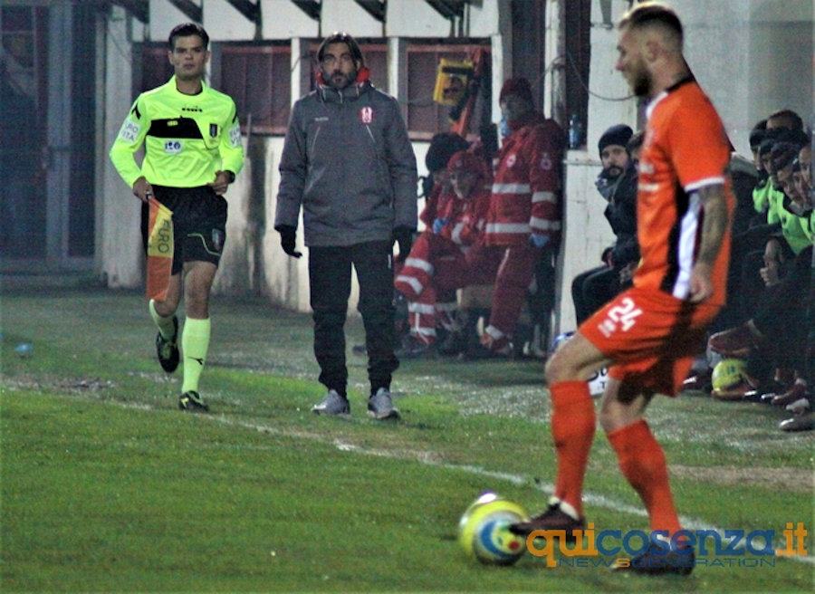 Modesto "Questa squadra sa anche soffrire. Portato a casa 3 punti fondamentali" 54 rendechieti1101