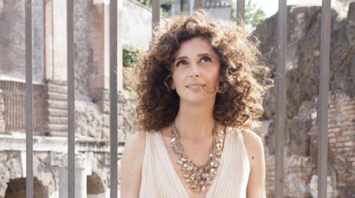 Teresa Mannino, al Teatro Rendano, con 'Sento la Terra Girare' 53 valery teresa mannino teatro antico taormina 500